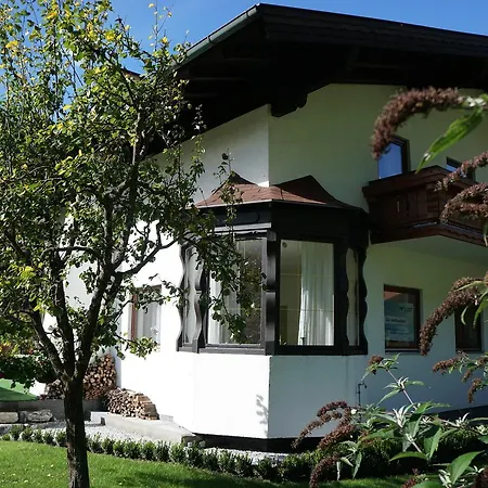 Fruehstueckpension Larson Bad Hofgastein