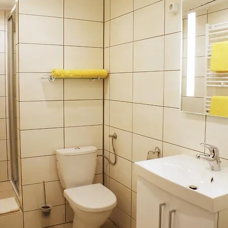 Fruehstueckpension Larson Bed & Breakfast