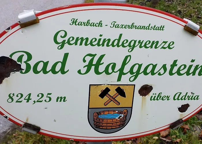 Fruehstueckpension Larson 住宿加早餐酒店 巴特霍夫加施泰因